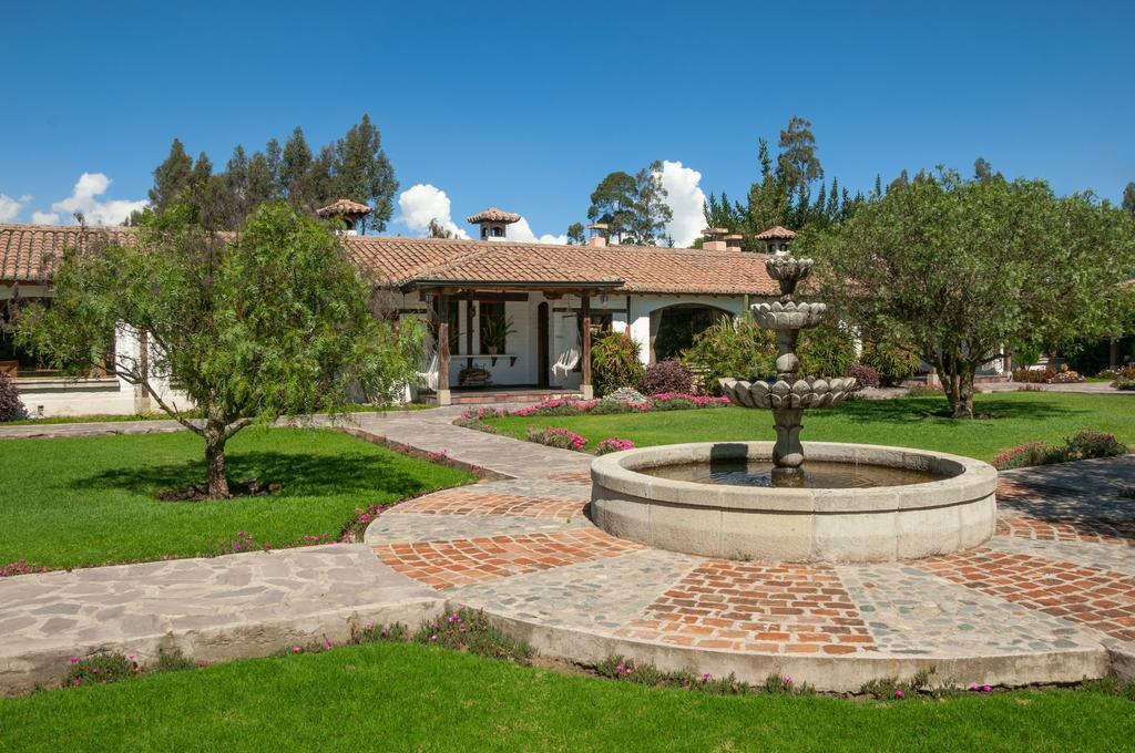 Hotel Hacienda Abraspungo Riobamba Extérieur photo